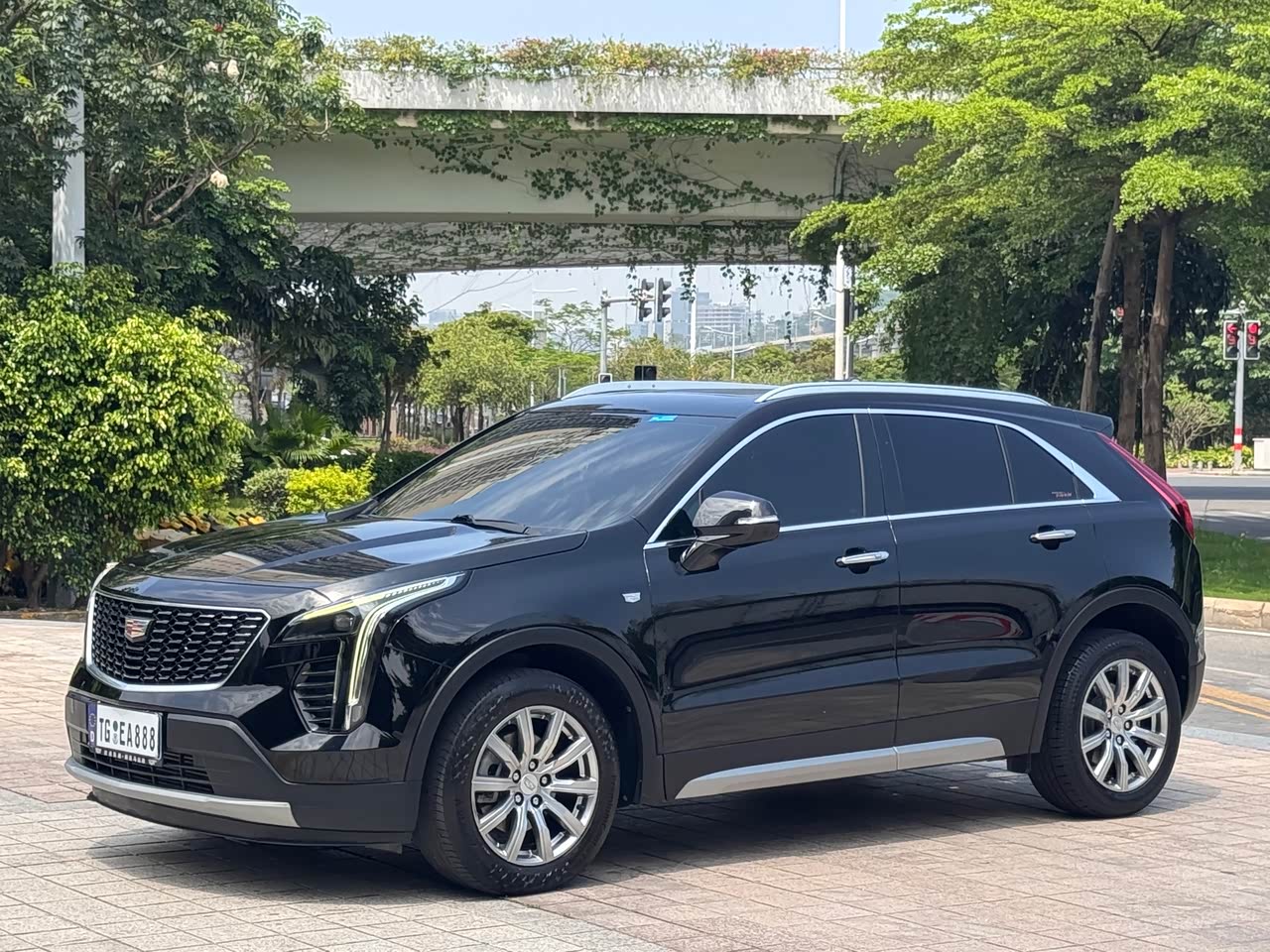 XT4 2020 Facelift 28T RWD Leading