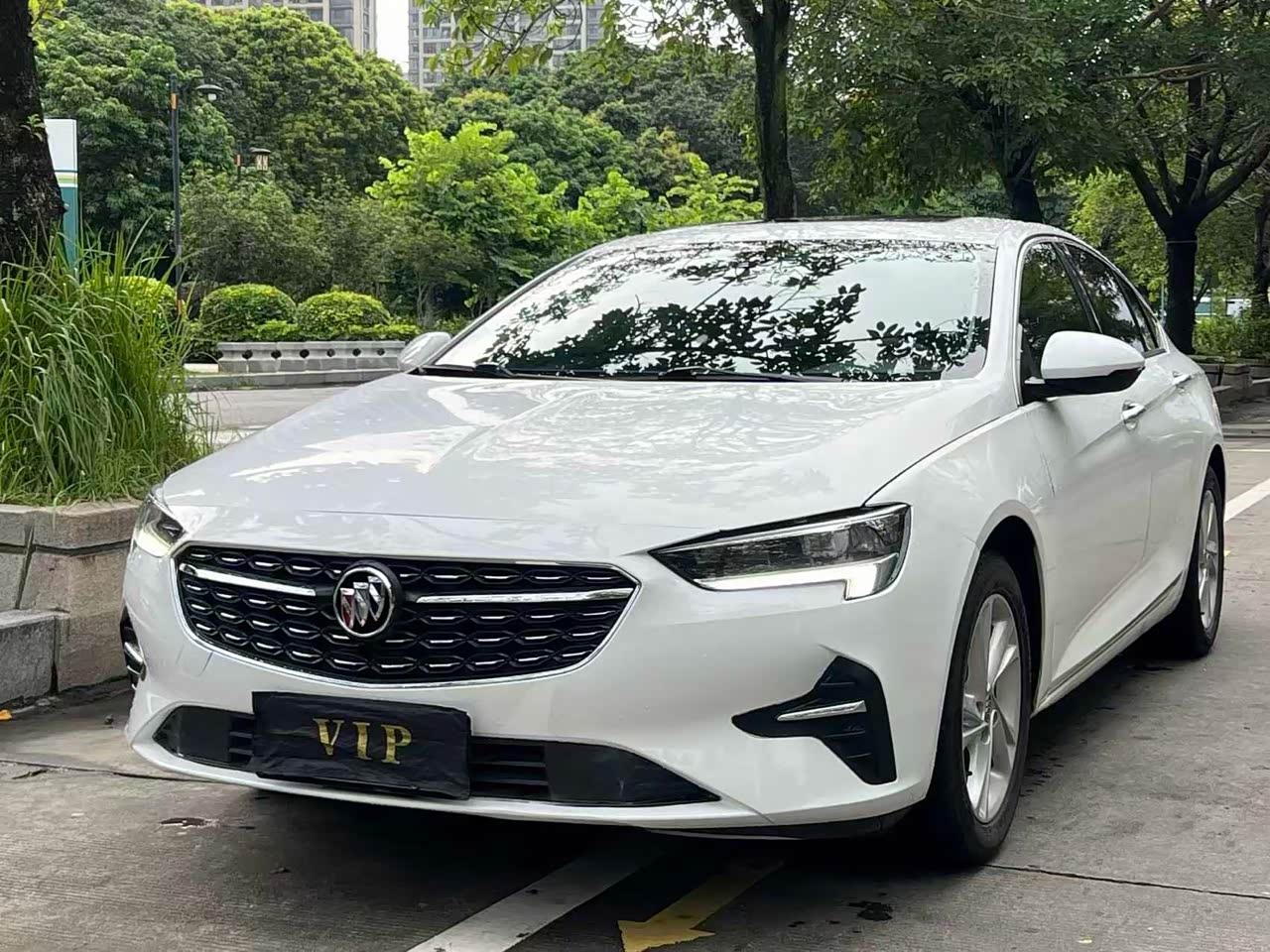 Regal 2021 552T Elite