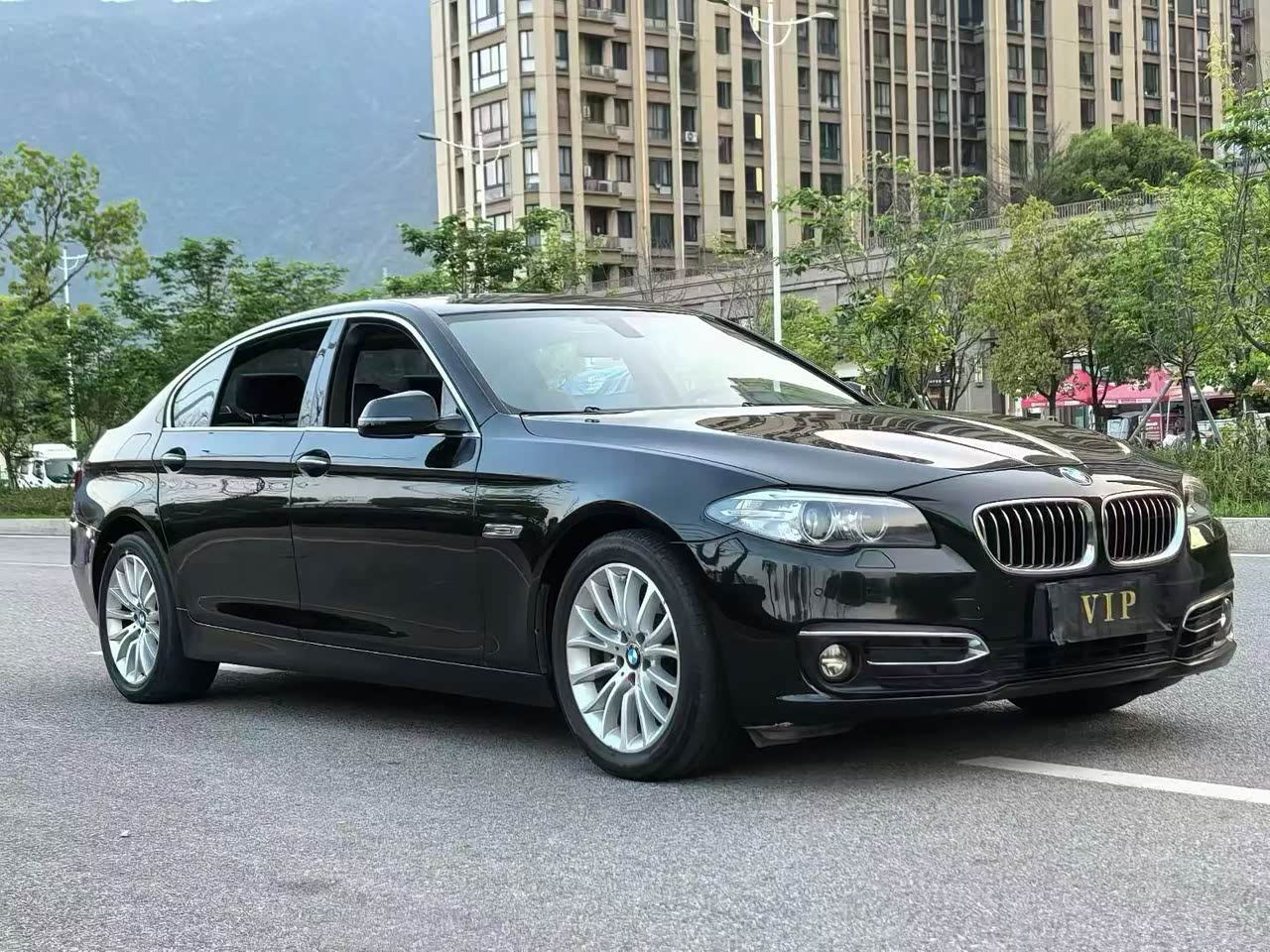 BMW5 Series 2017 525Li Luxury Design Package