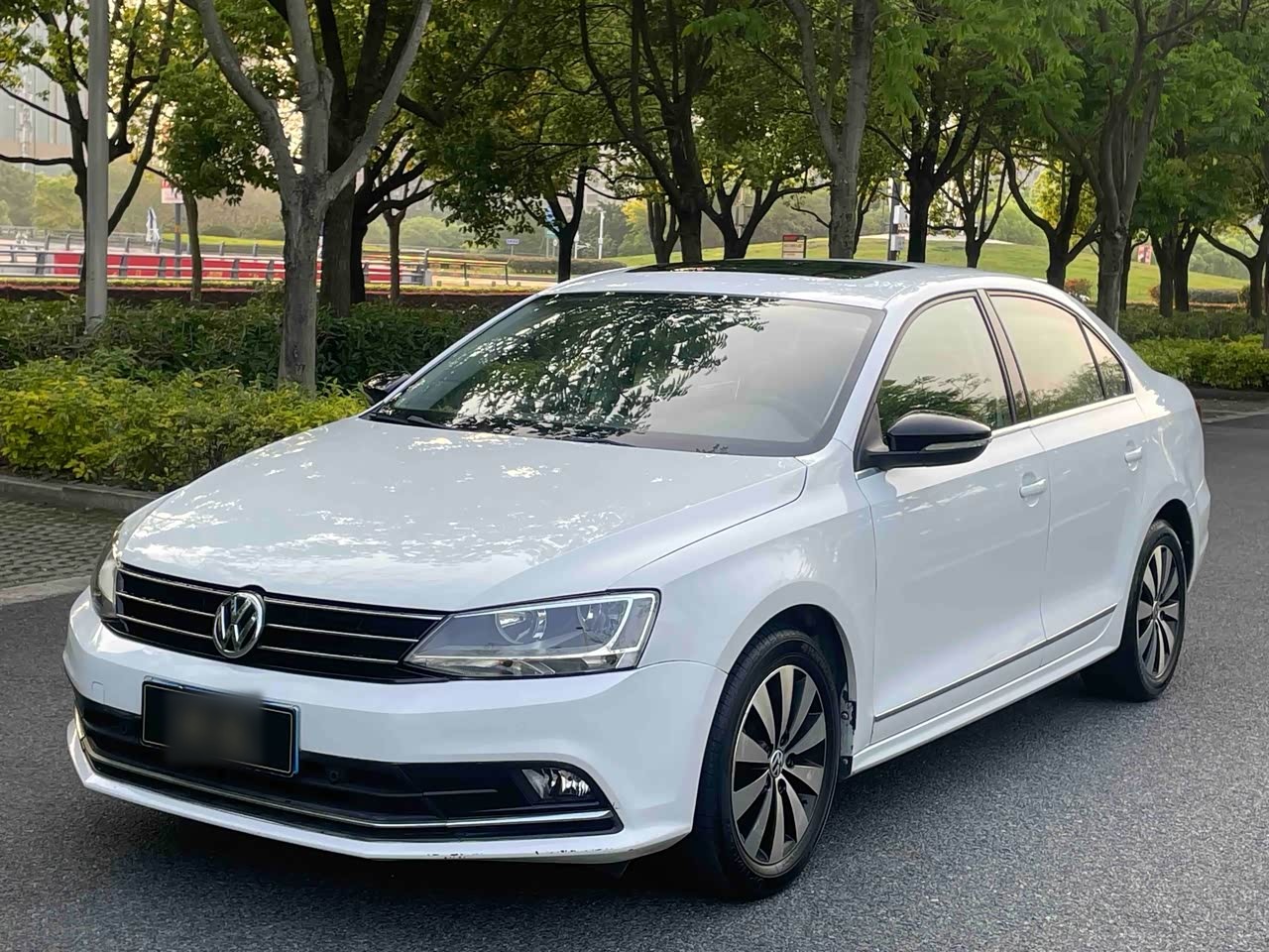 Sagitar 2018 180TSI DSG Exclusive