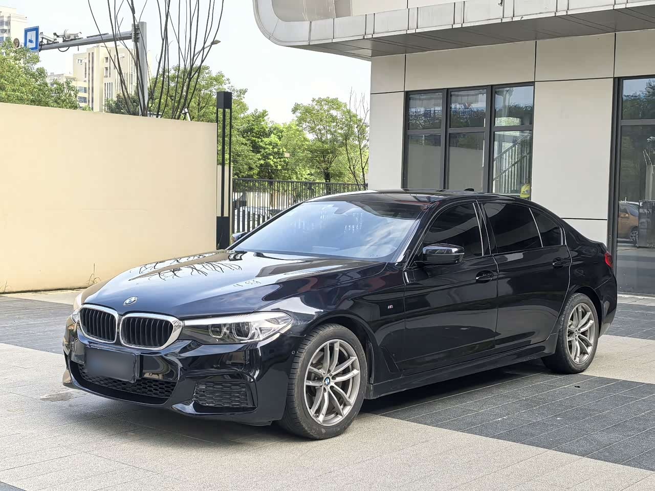 BMW5 Series 2019 Facelift 525Li M Sport Package