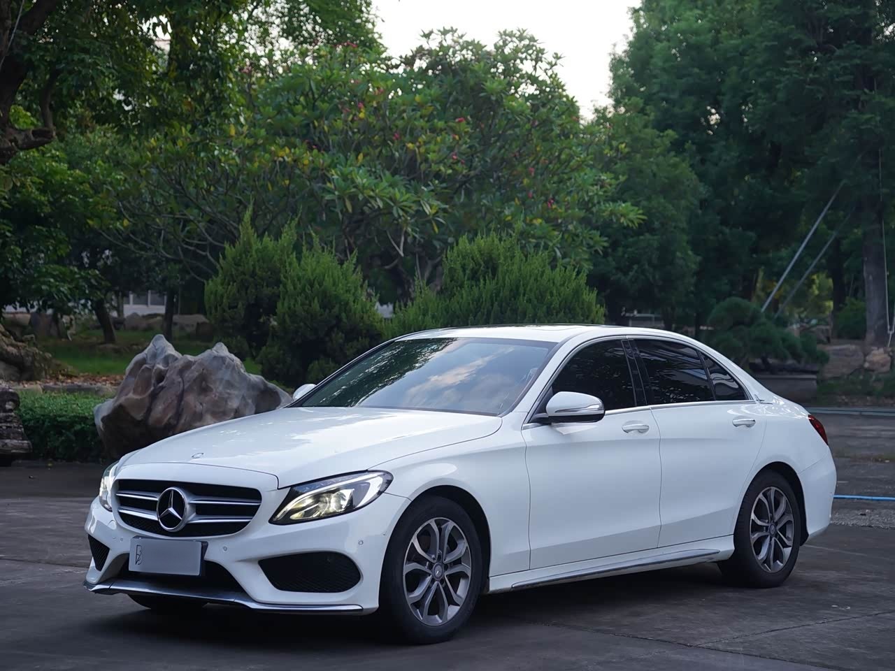 C-Class 2023 C 260 L Sport