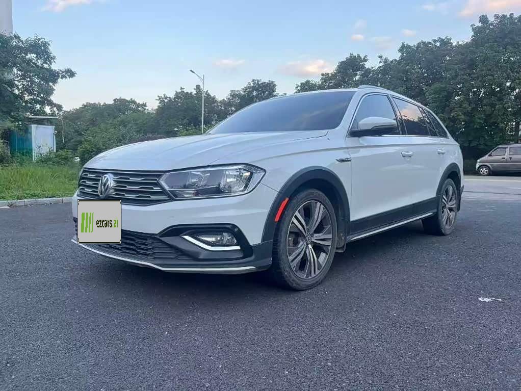 C-TREK 2017 1.6L AT Comfort