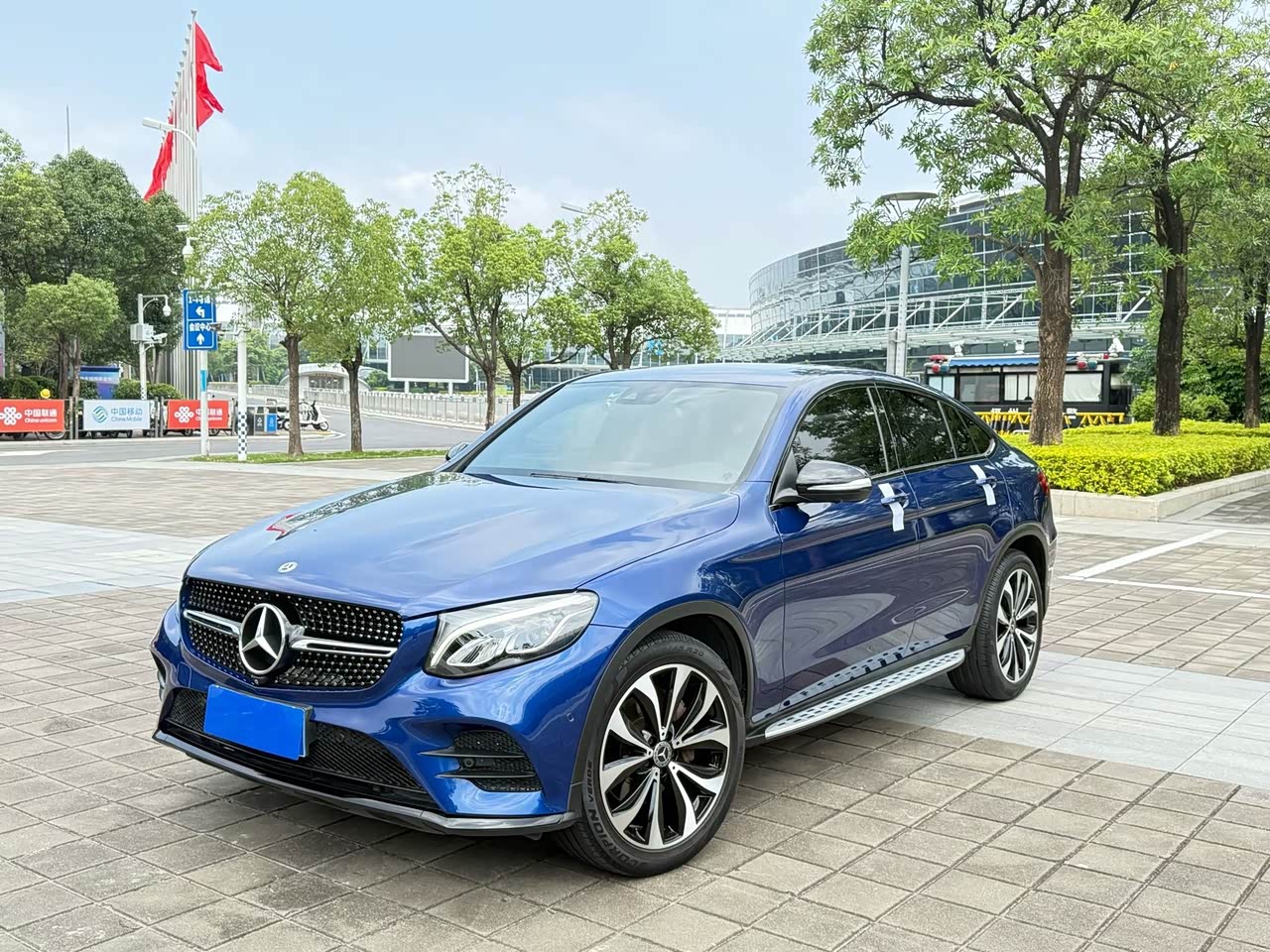 Mercedes-BenzGLC Coupe 2018 GLC 260 4MATIC Coupe SUV