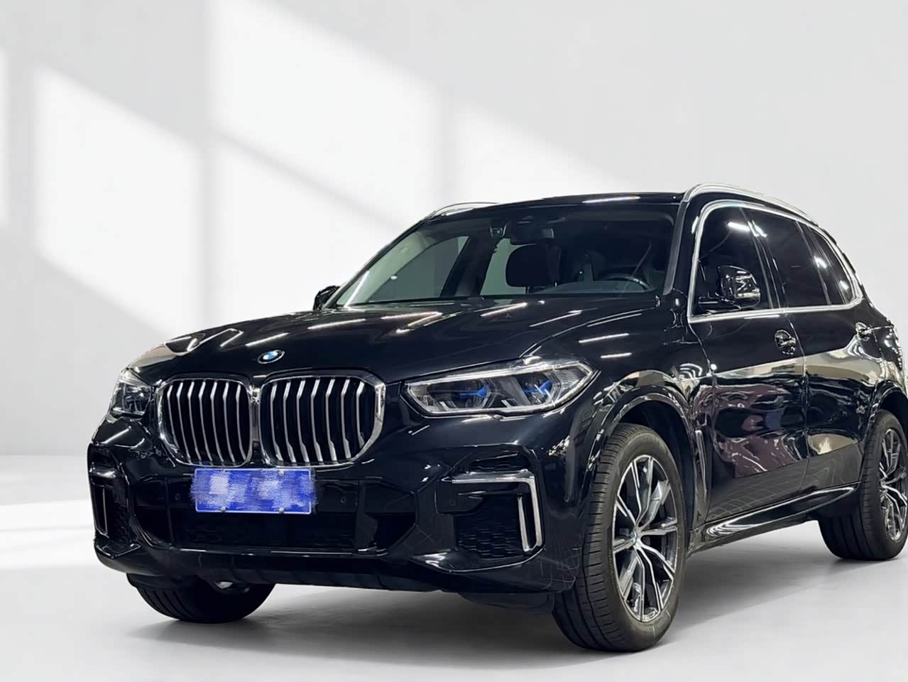BMWX5 2022 xDrive 30Li Exclusive M Sport Package