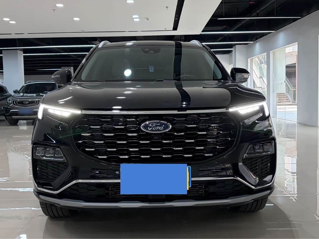 Escort 2017 1.5L AT Comfort