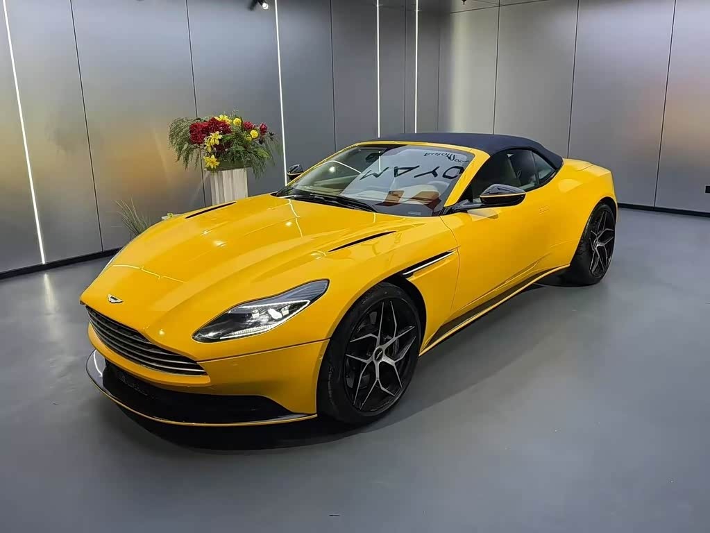 DB11 2019 4.0T V8 Volante