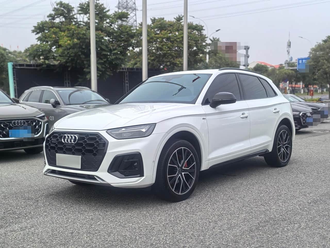 AudiQ5L 2024 45 TFSI Luxury Dynamic