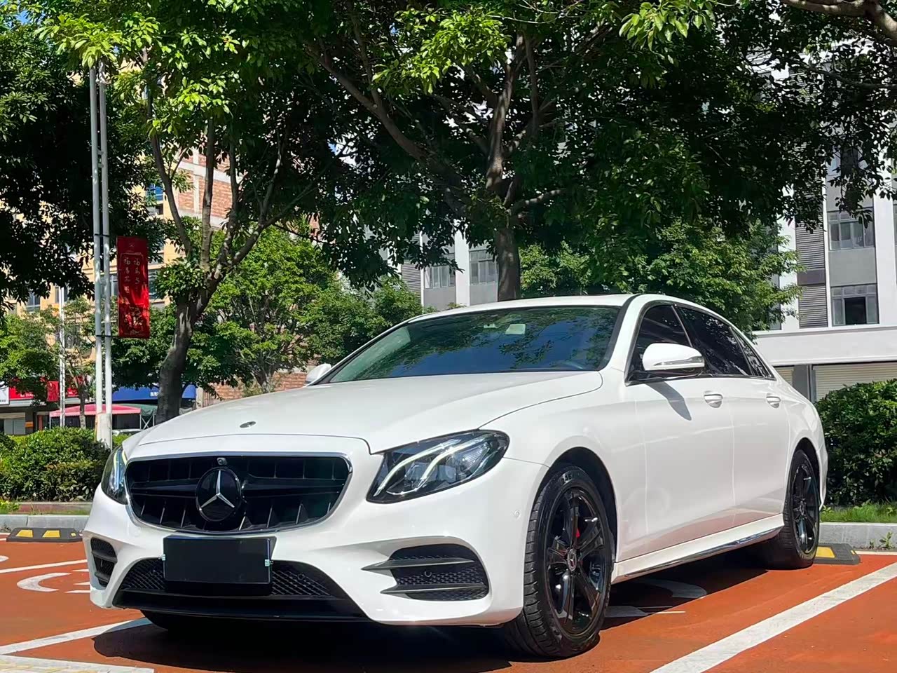Mercedes-BenzE-Class 2019 E 200 L Sport