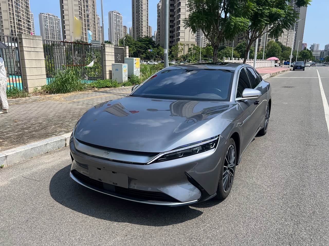 Han 2021 EV Standard Range Luxury