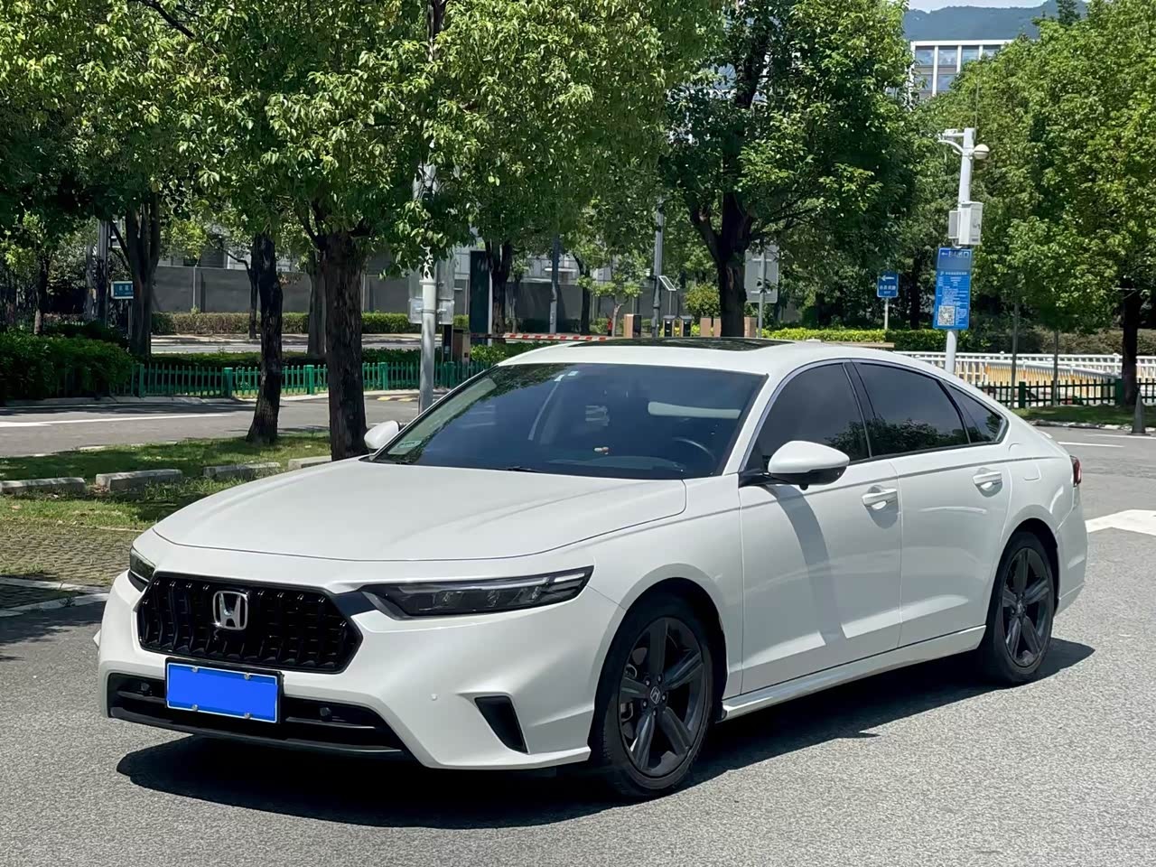2025 260TURBO Elegant