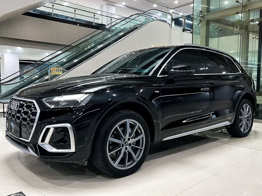 AudiQ5L 2023 45T Luxury Dynamic