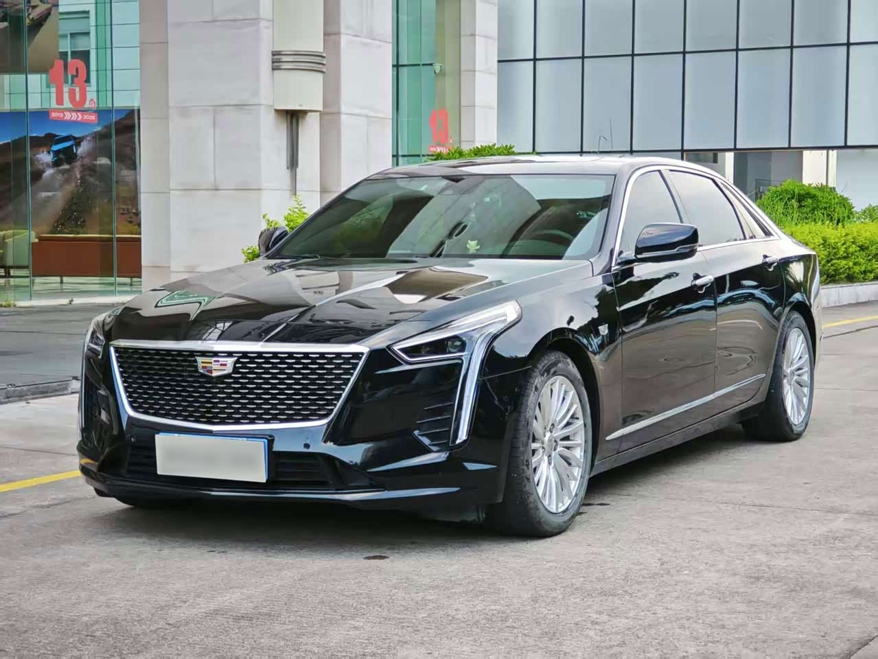 CT6 2022 28T Luxury