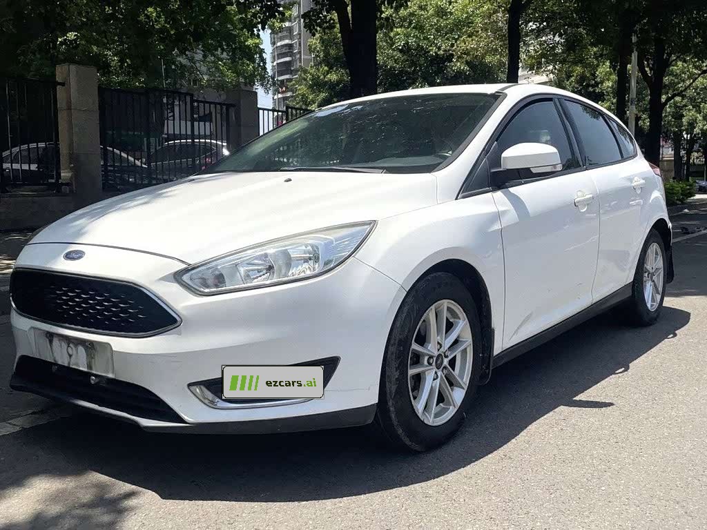 Focus 2015 Hatchback 1.6L AT