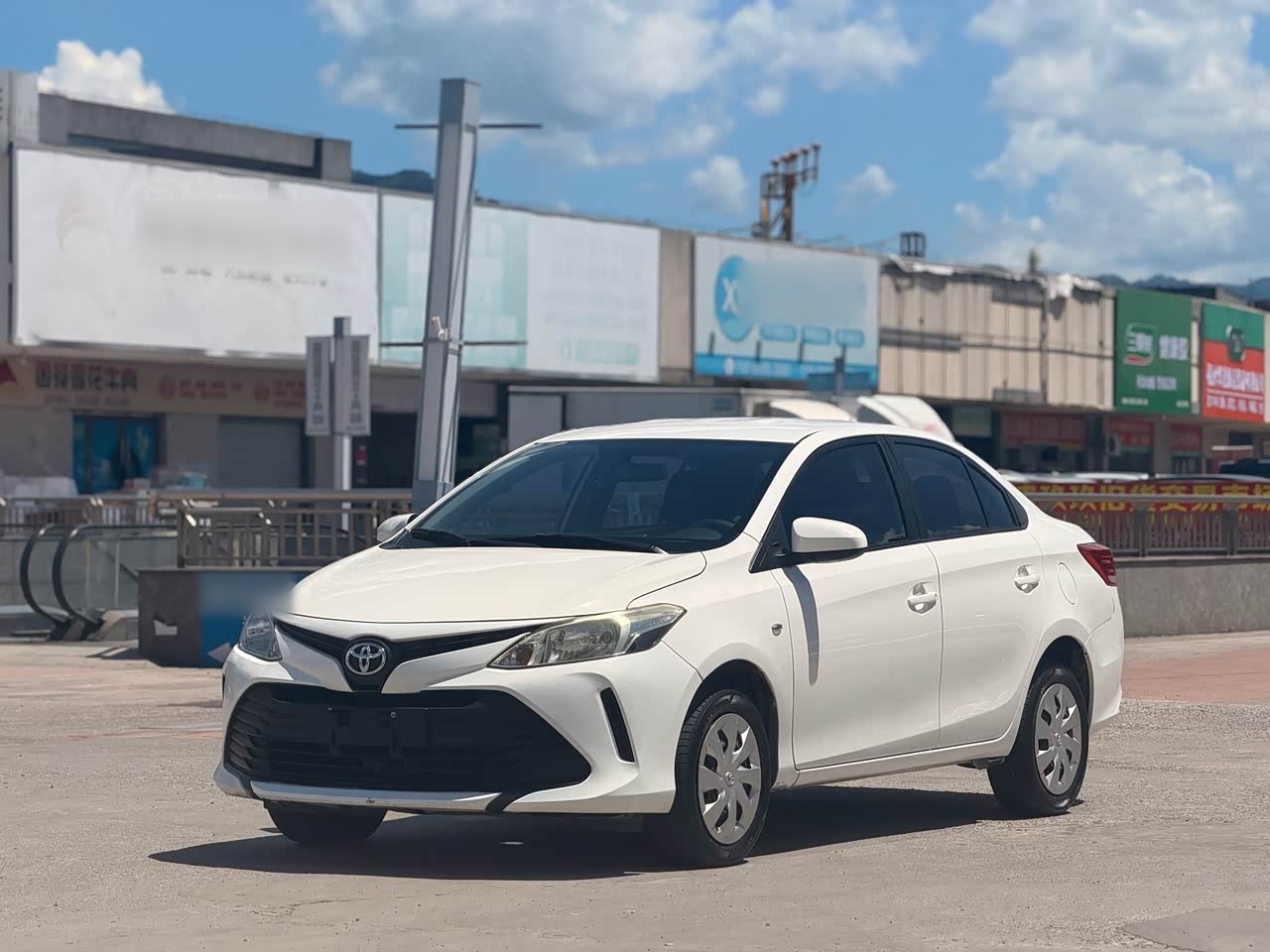 Vios 2016 1.5L AT Starlight