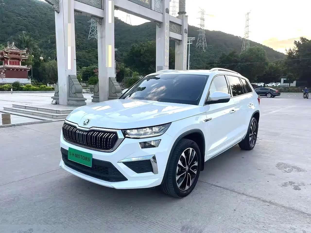 Rapid 2016 1.4L MT