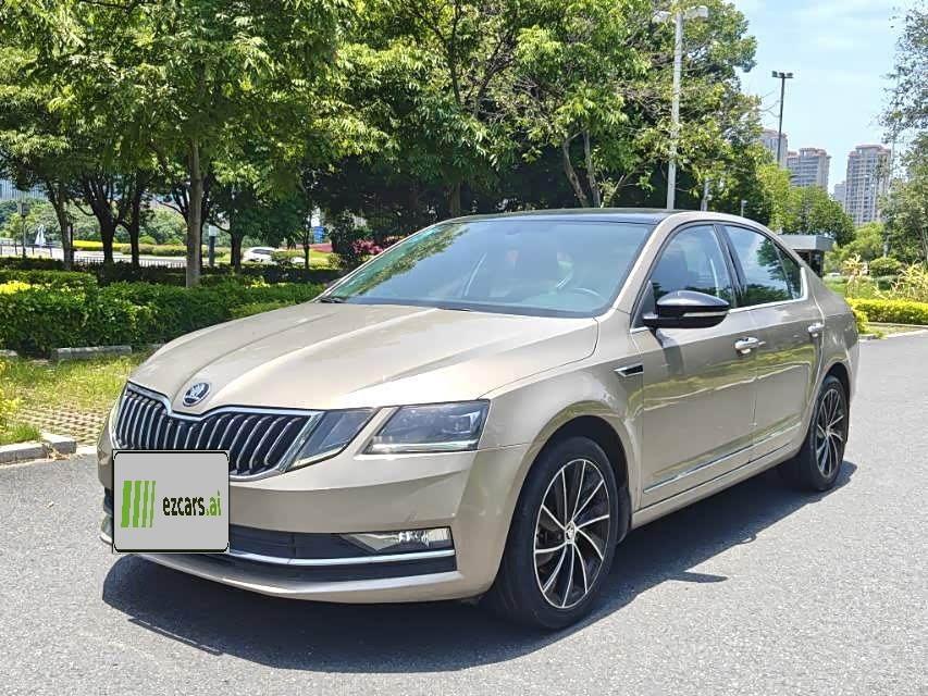 Octavia 2017 1.6L AT