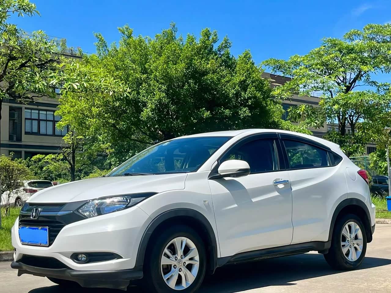 Vezel 2018 1.5L CVT RWD Tech Elite