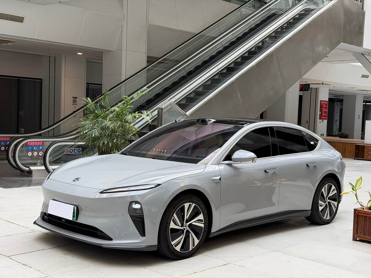 ET5 2022 75kWh
