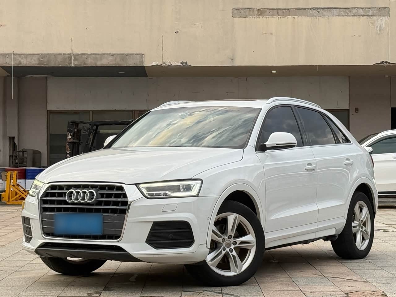 AudiQ3 2017 35 TFSI
