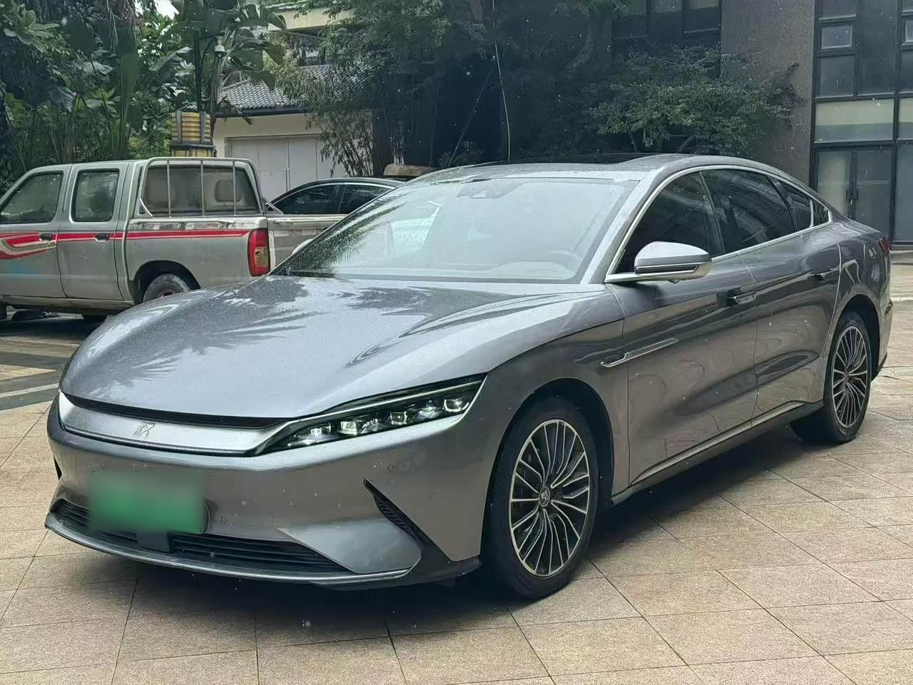Han 2021 EV Standard Range Luxury