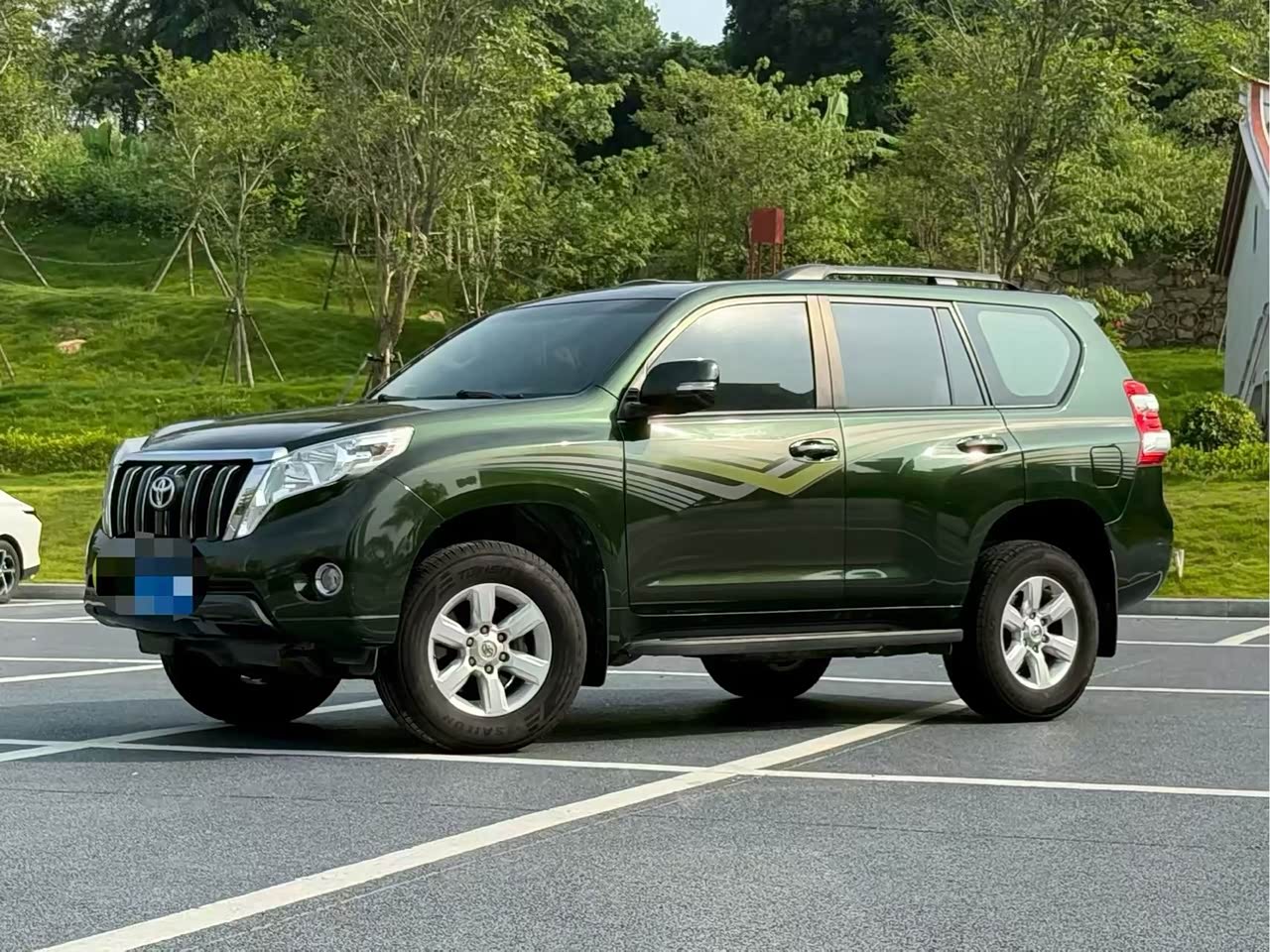 Prado 2016 2.7L AT Standard