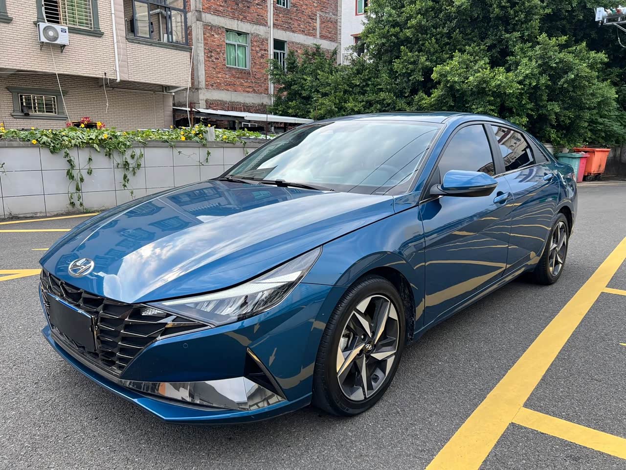 Elantra 2021 240TGDi DCT LUX Premium