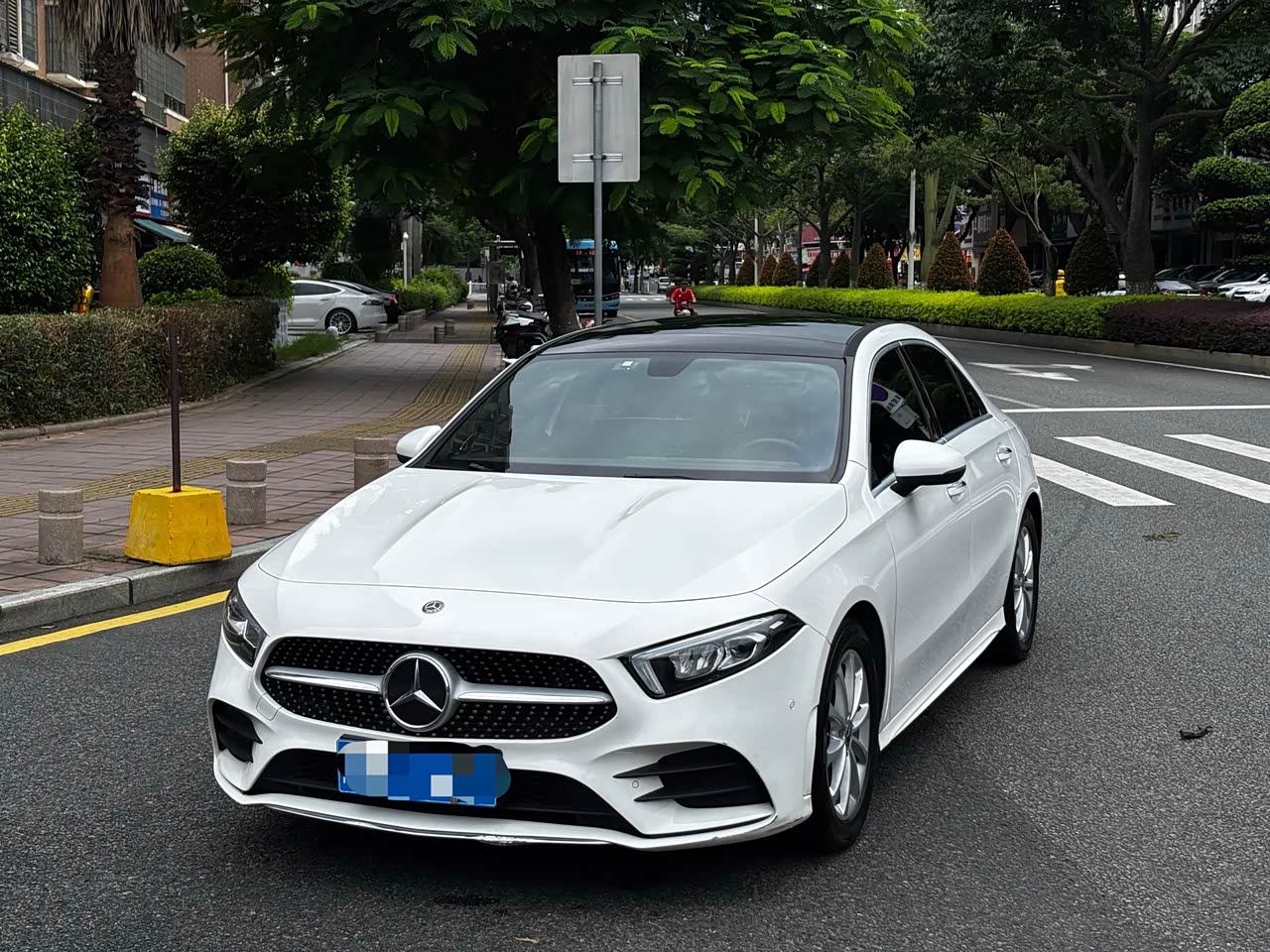 Mercedes-BenzA-Class 2020 A 200 L Sport