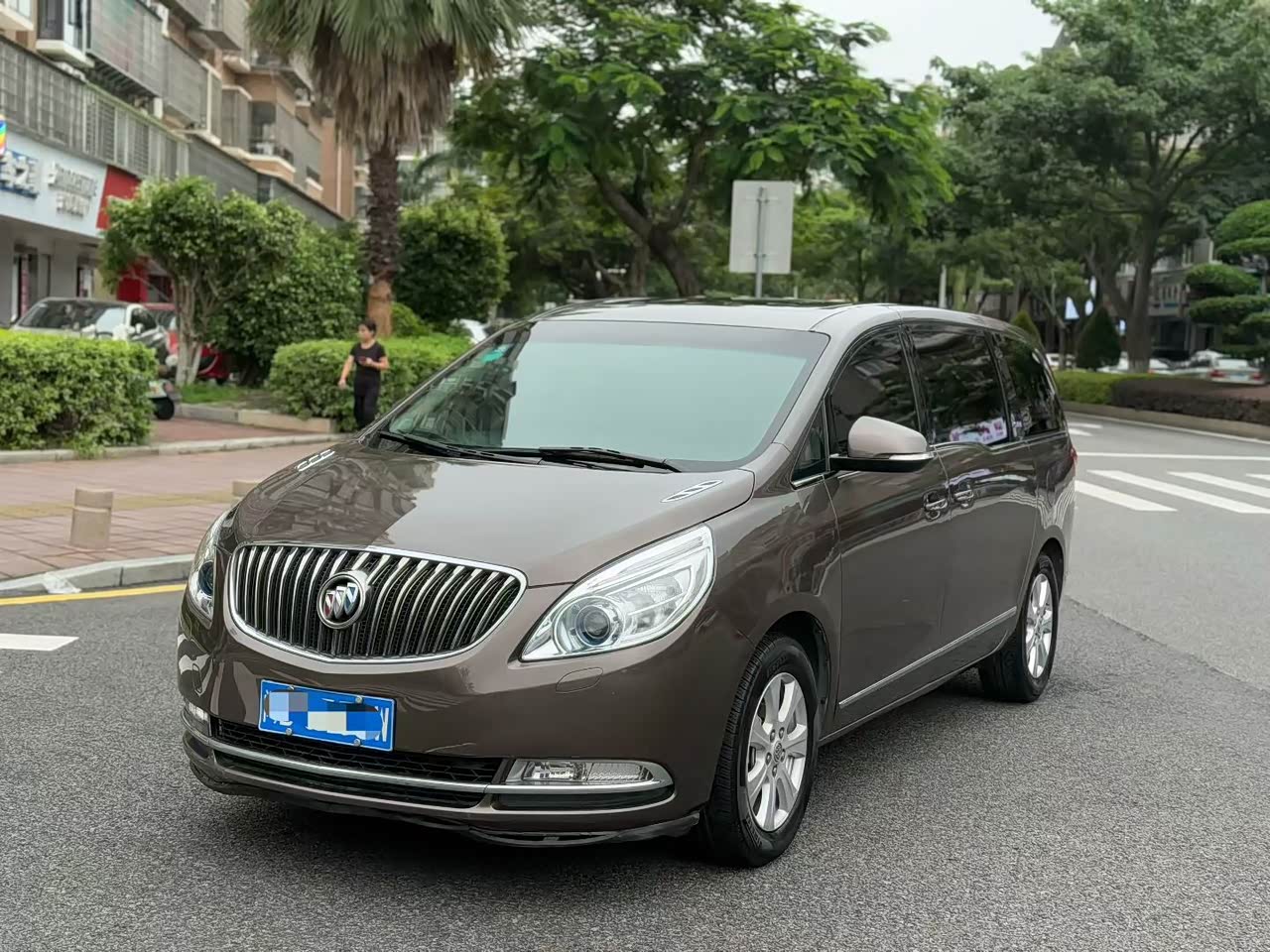 GL8 2014 3.0L GT Luxury Business