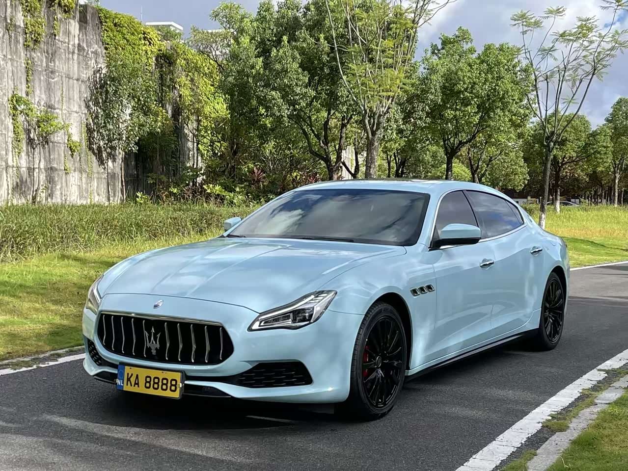 2018 3.0T Standard