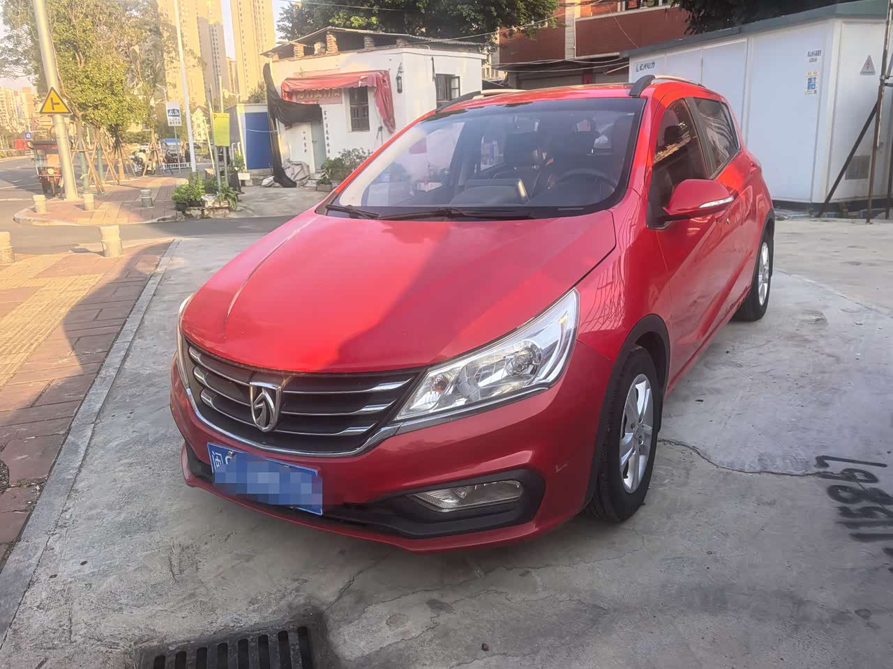 310 2016 1.2L MT Luxury