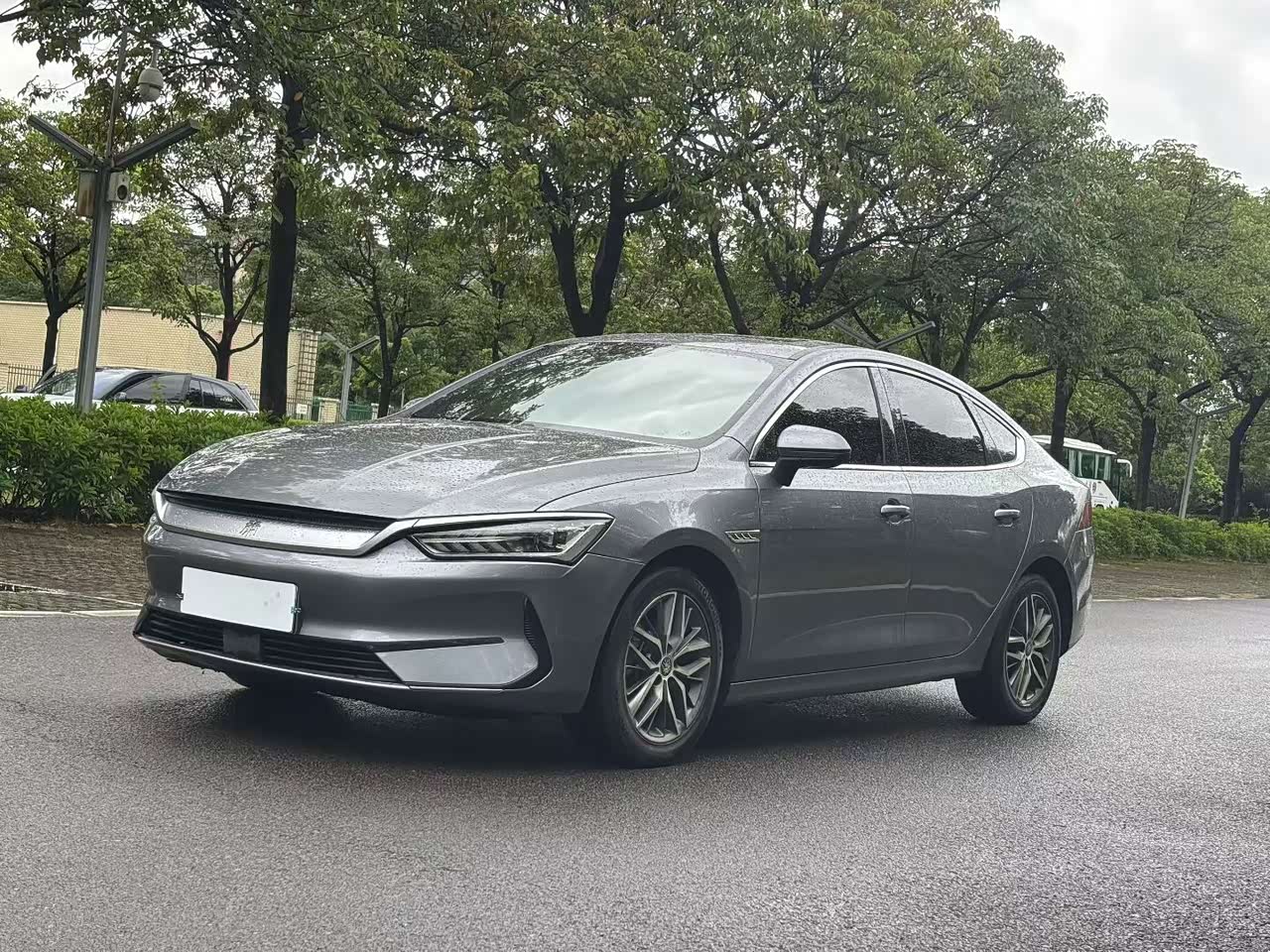 Qin PLUS 2021 EV 400KM Luxury