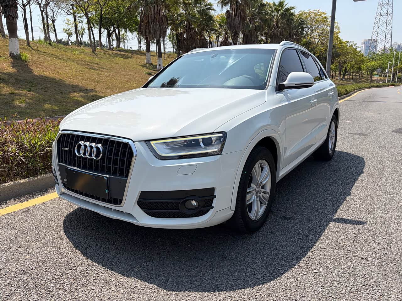 AudiQ3 2015 35 TFSI quattro Tech