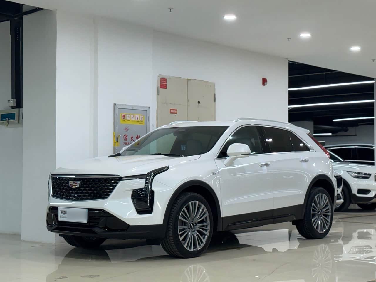 XT4 2024 28T RWD Premium
