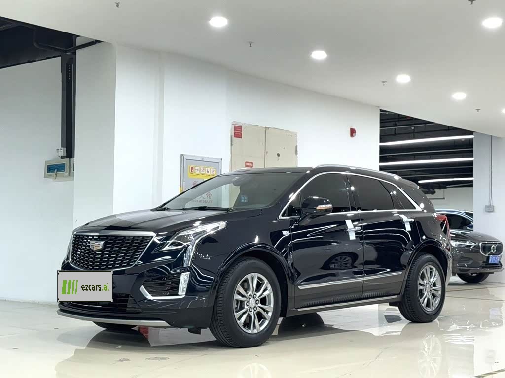 XT5 2020 28T Luxury