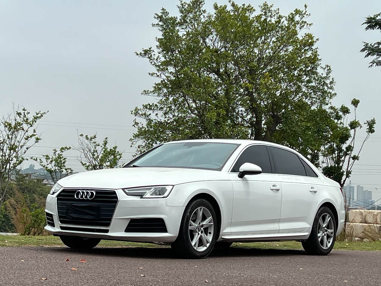 AudiA4L 2017 Plus 40 TFSI Progressive