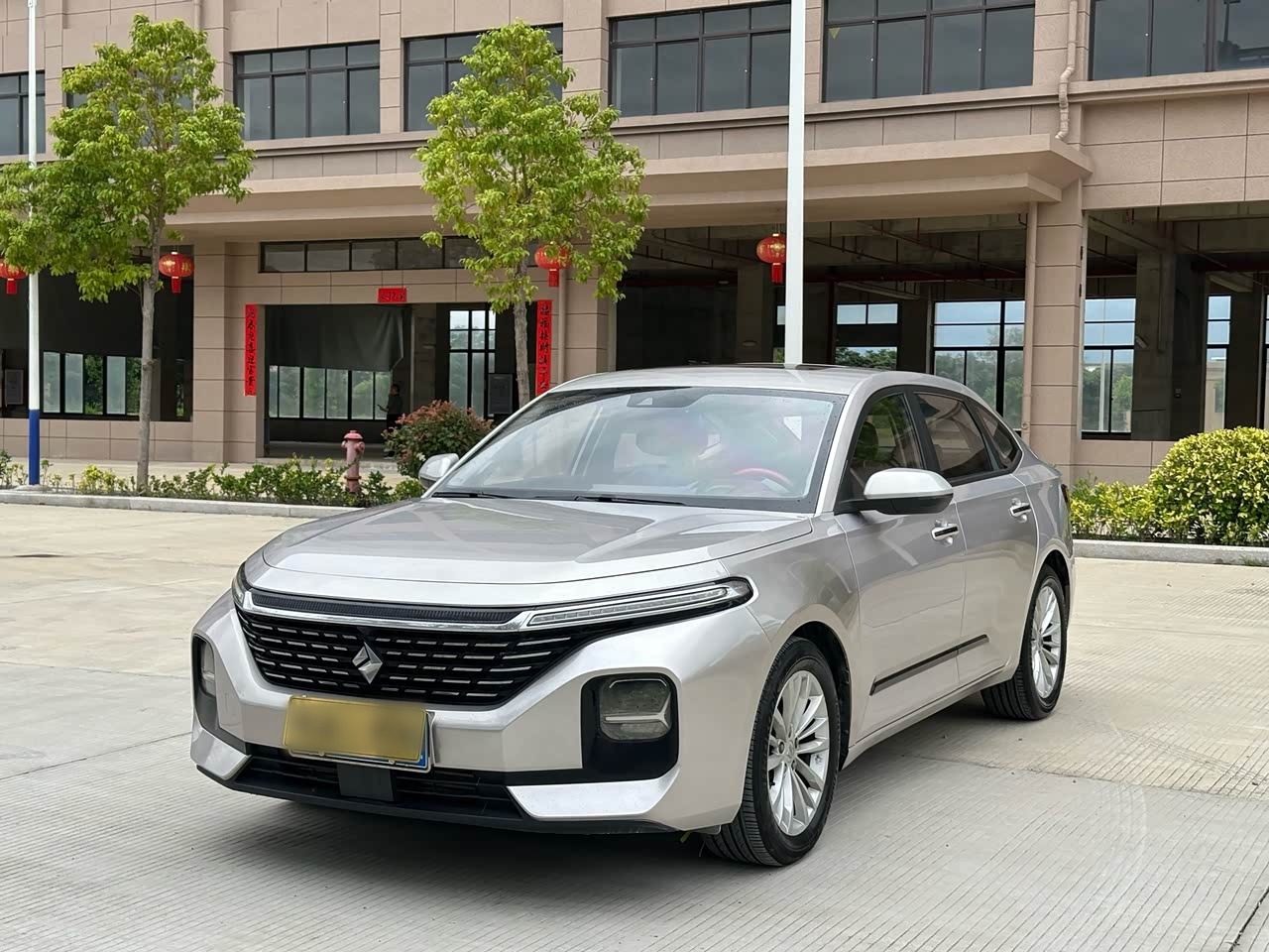 RC-5 2020 1.5T CVT Luxury