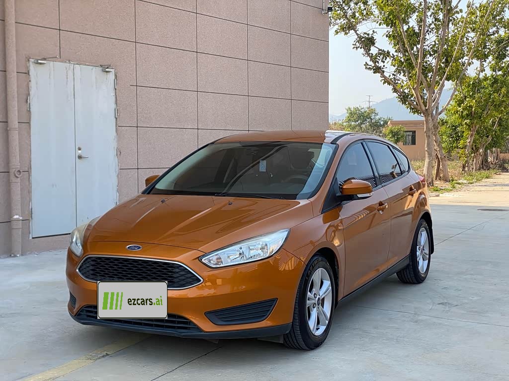 Focus 2018 Hatchback Classic 1.6L AT Comfort