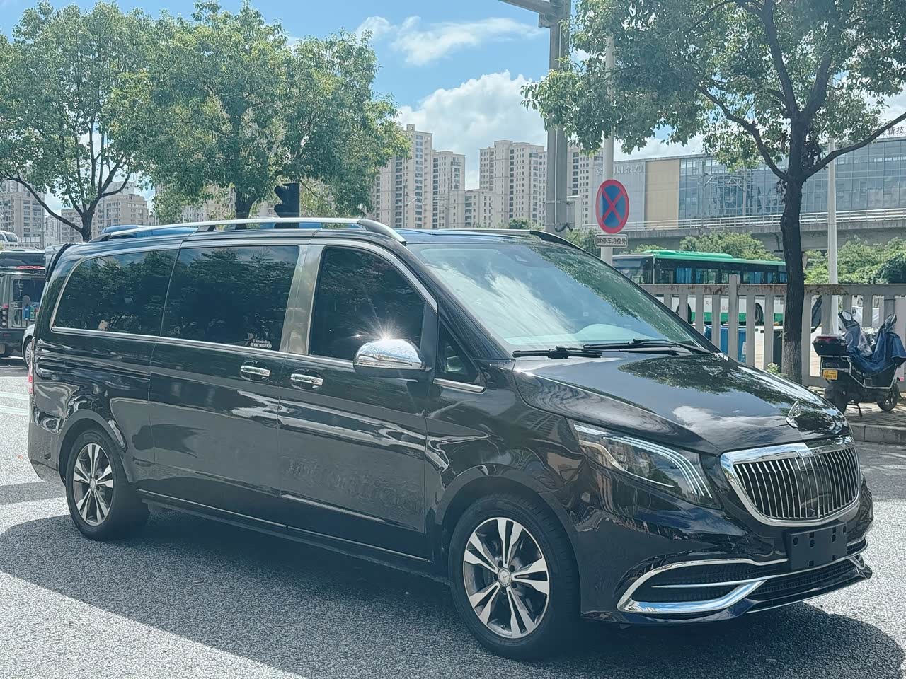 Vito 2021 2.0T Business 7-Seater