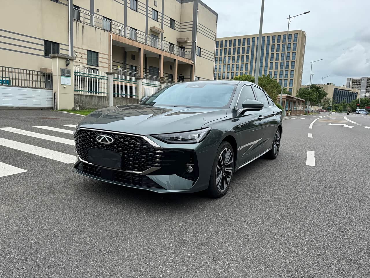 Arrizo 8 PRO 2025 1.6T DCT Luxury +