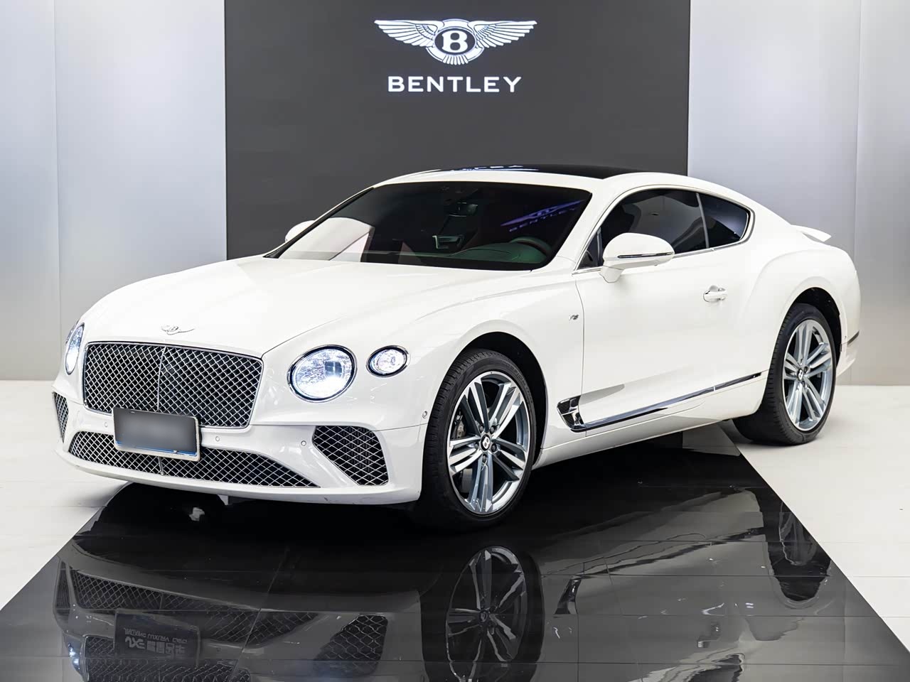 2022 4.0T GT V8
