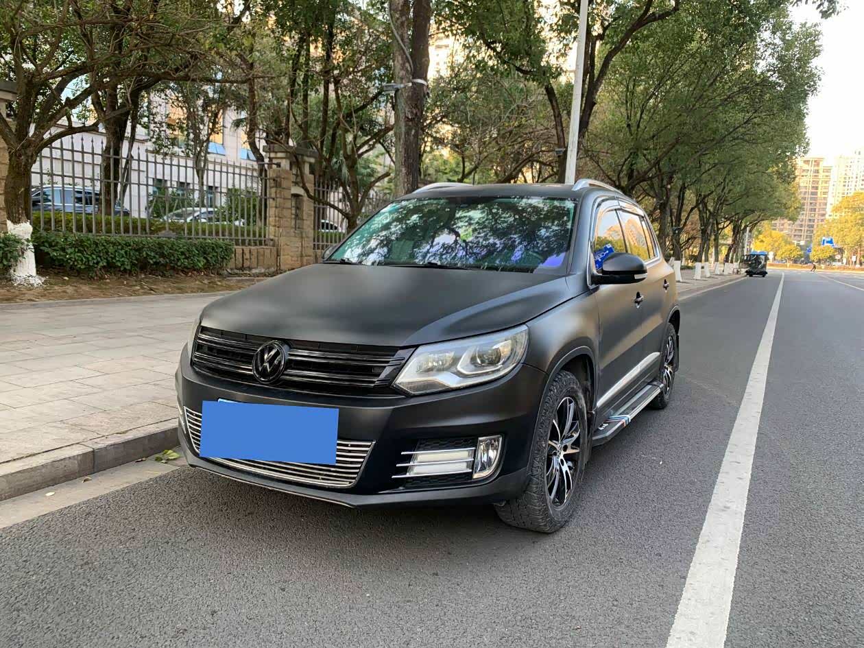 Tiguan 2015 1.8TSI AT AWD Luxury