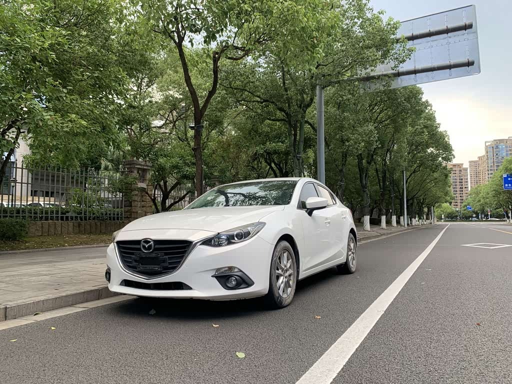3 Axela 2022 2.0L AT