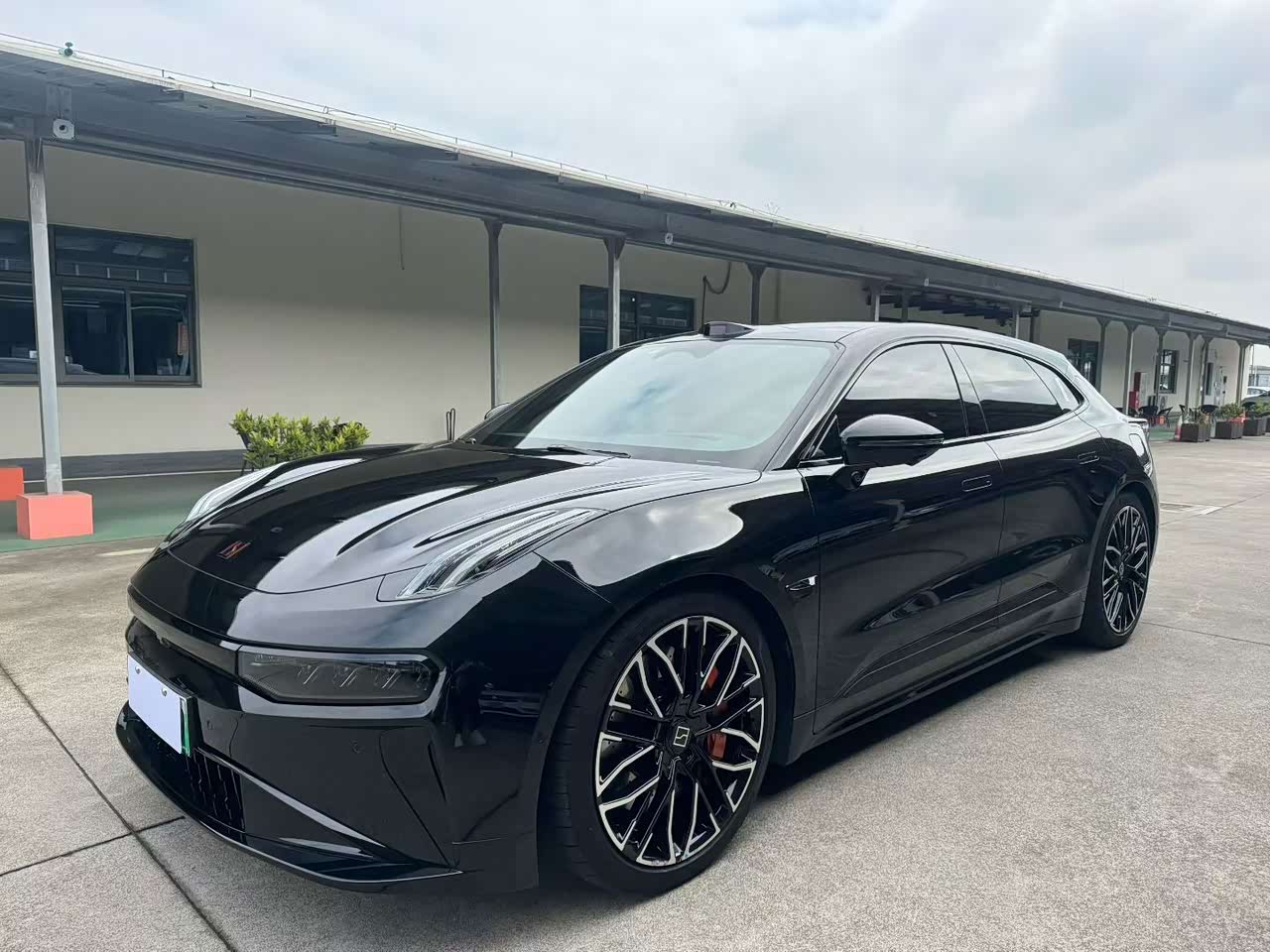 001 2024 ME 100kWh AWD
