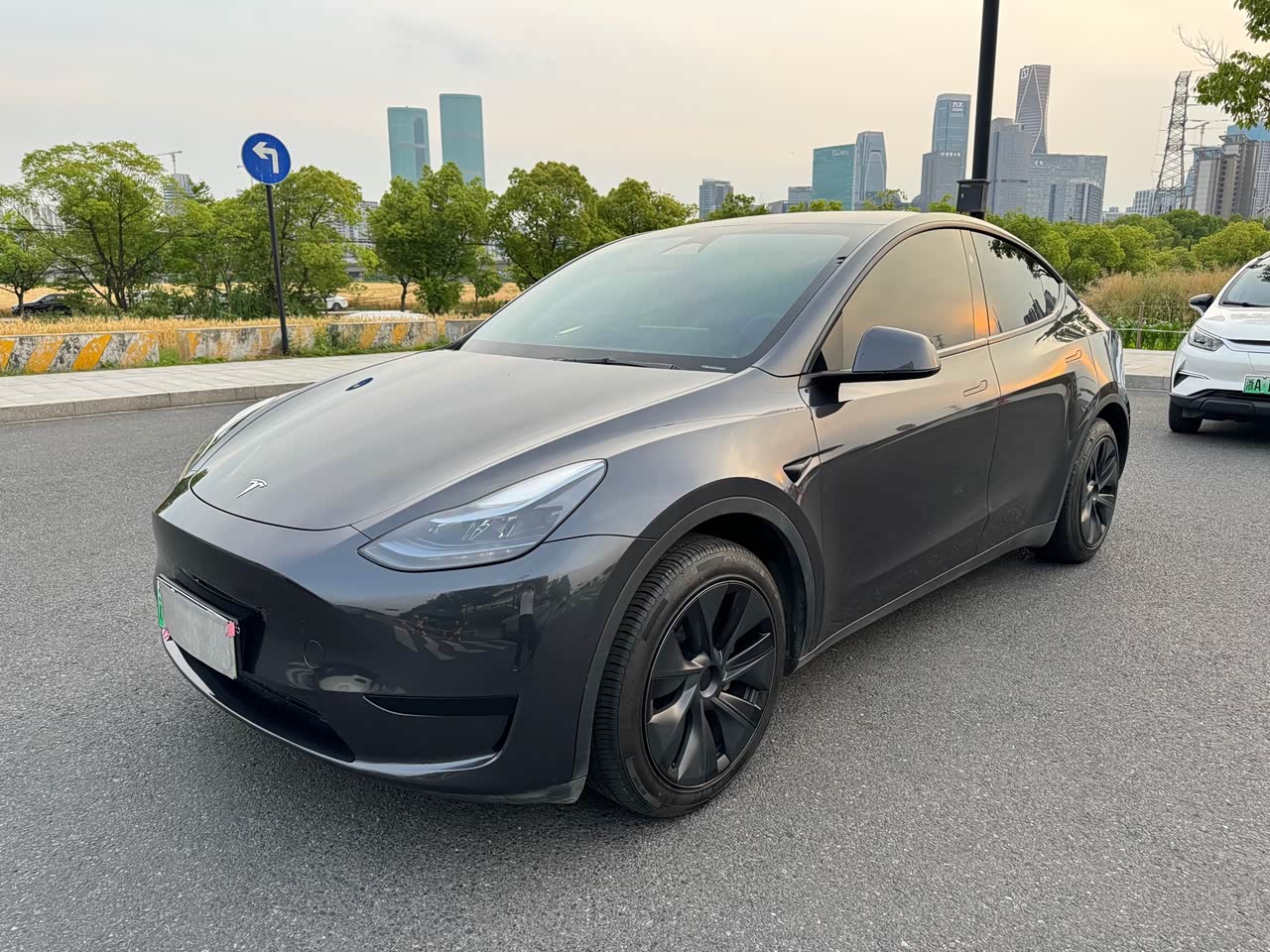 Model Y 2024 RWD