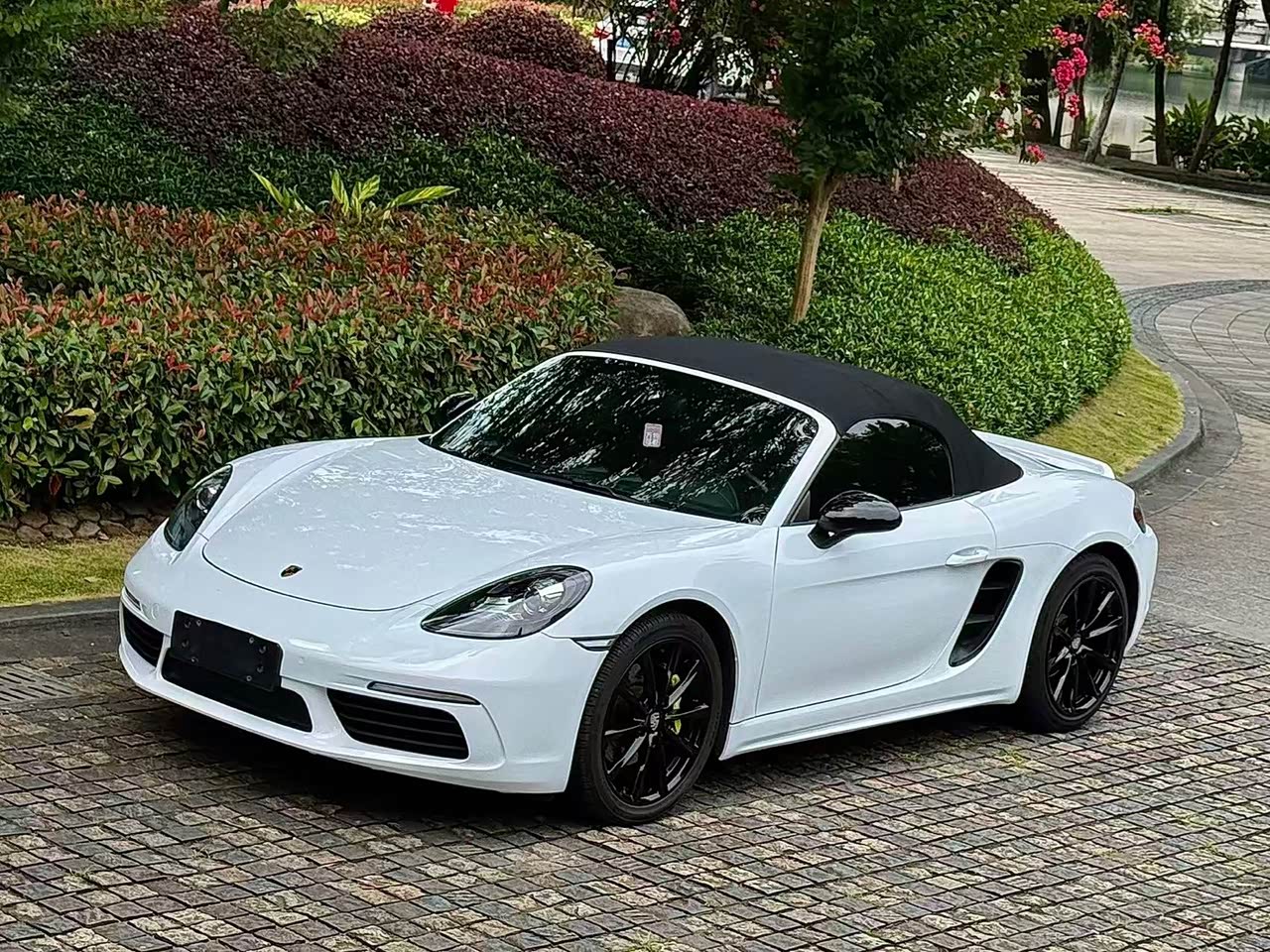718 2018 Boxster 2.0T