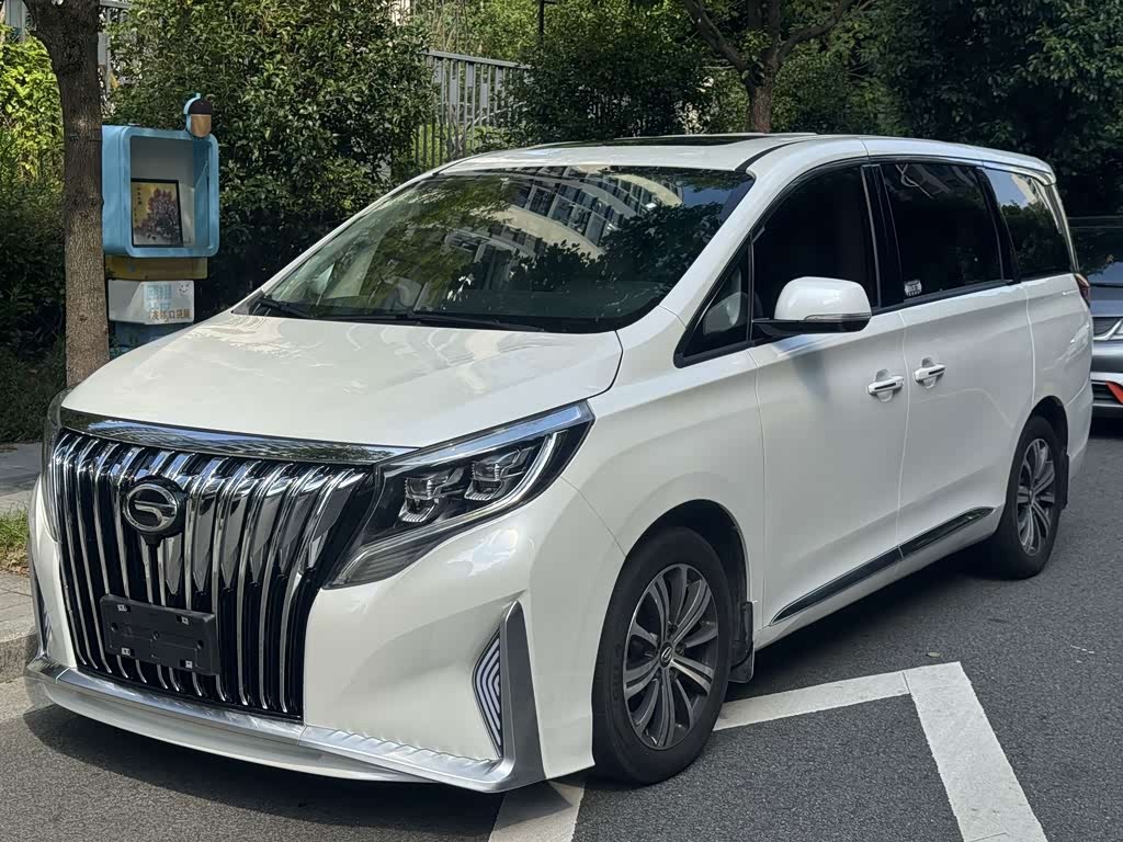 M8 2018 320T Premium