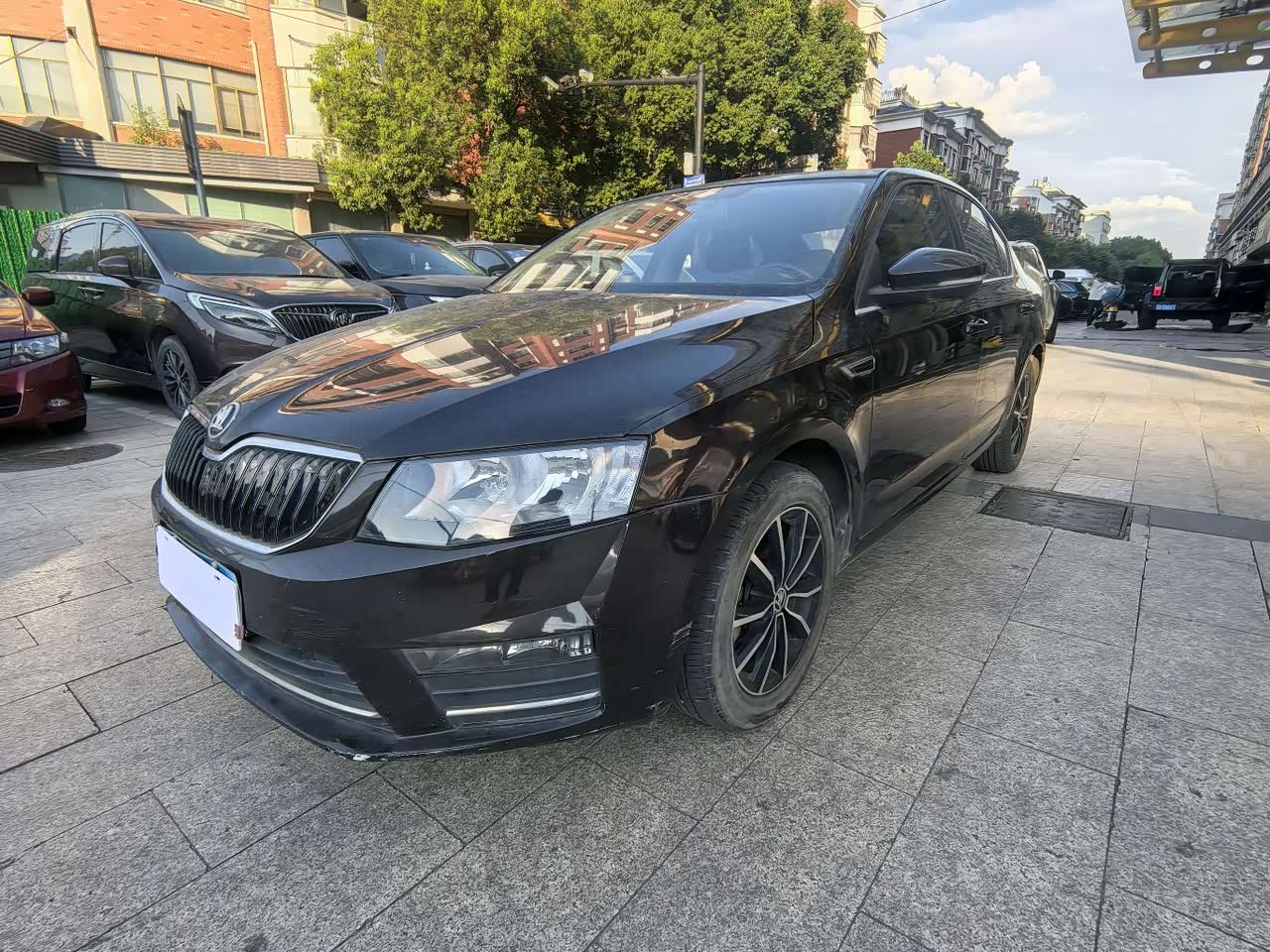 Octavia 2017 1.6L AT