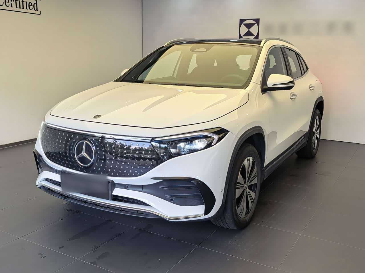 Mercedes-BenzEQA 2025 EQA 260