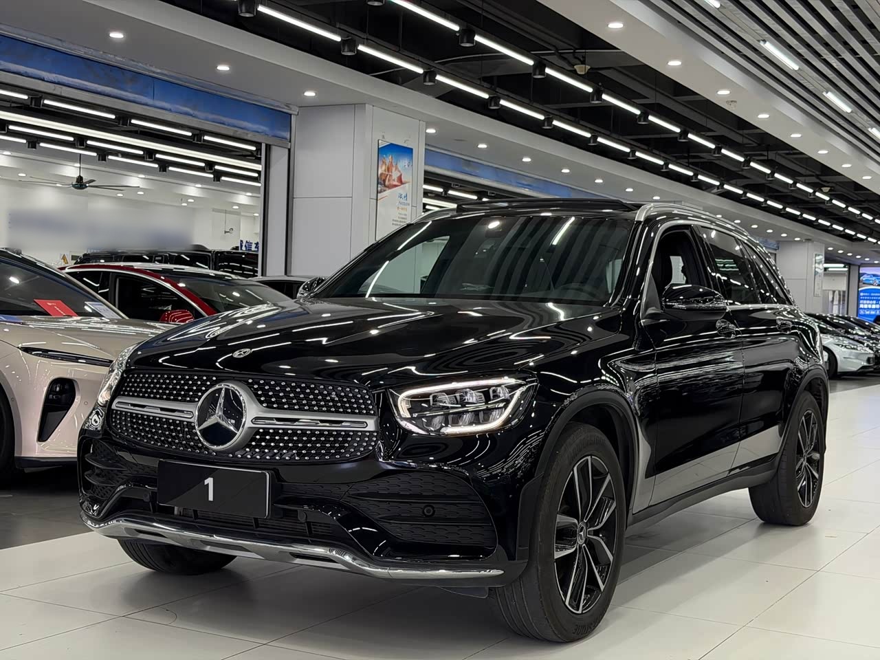 Mercedes-BenzGLC 2022 Facelift GLC 260 L 4MATIC Luxury